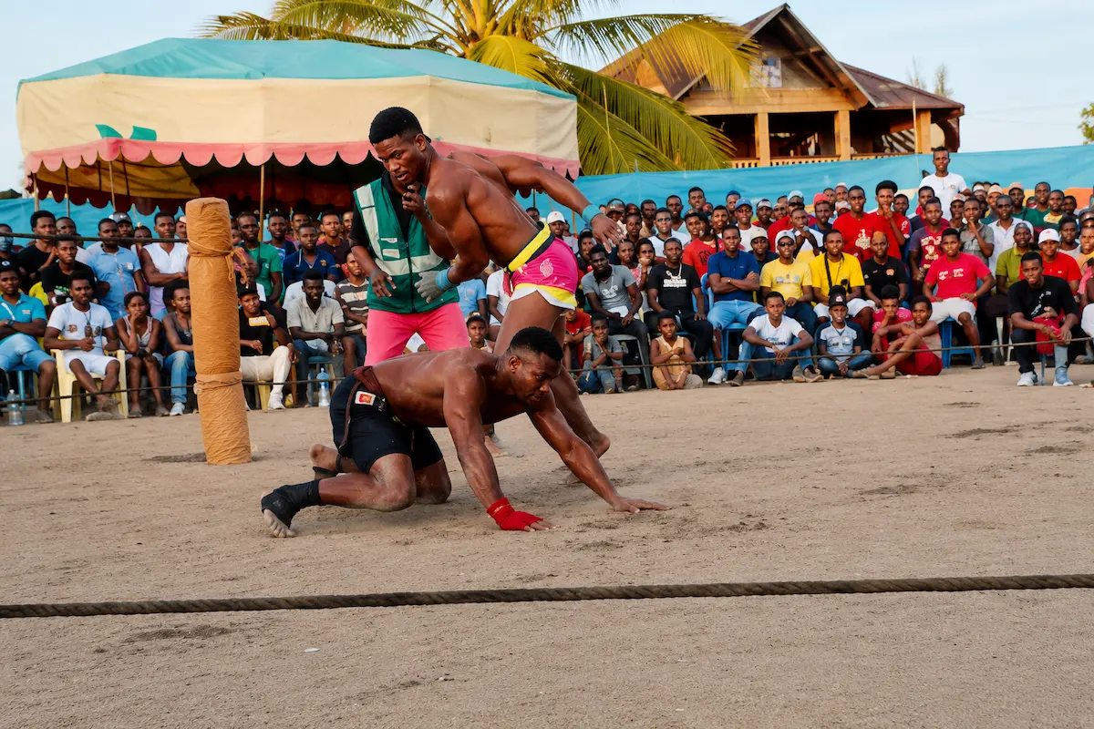 Moraingy fighter dodging attack during Madagascar traditional boxing