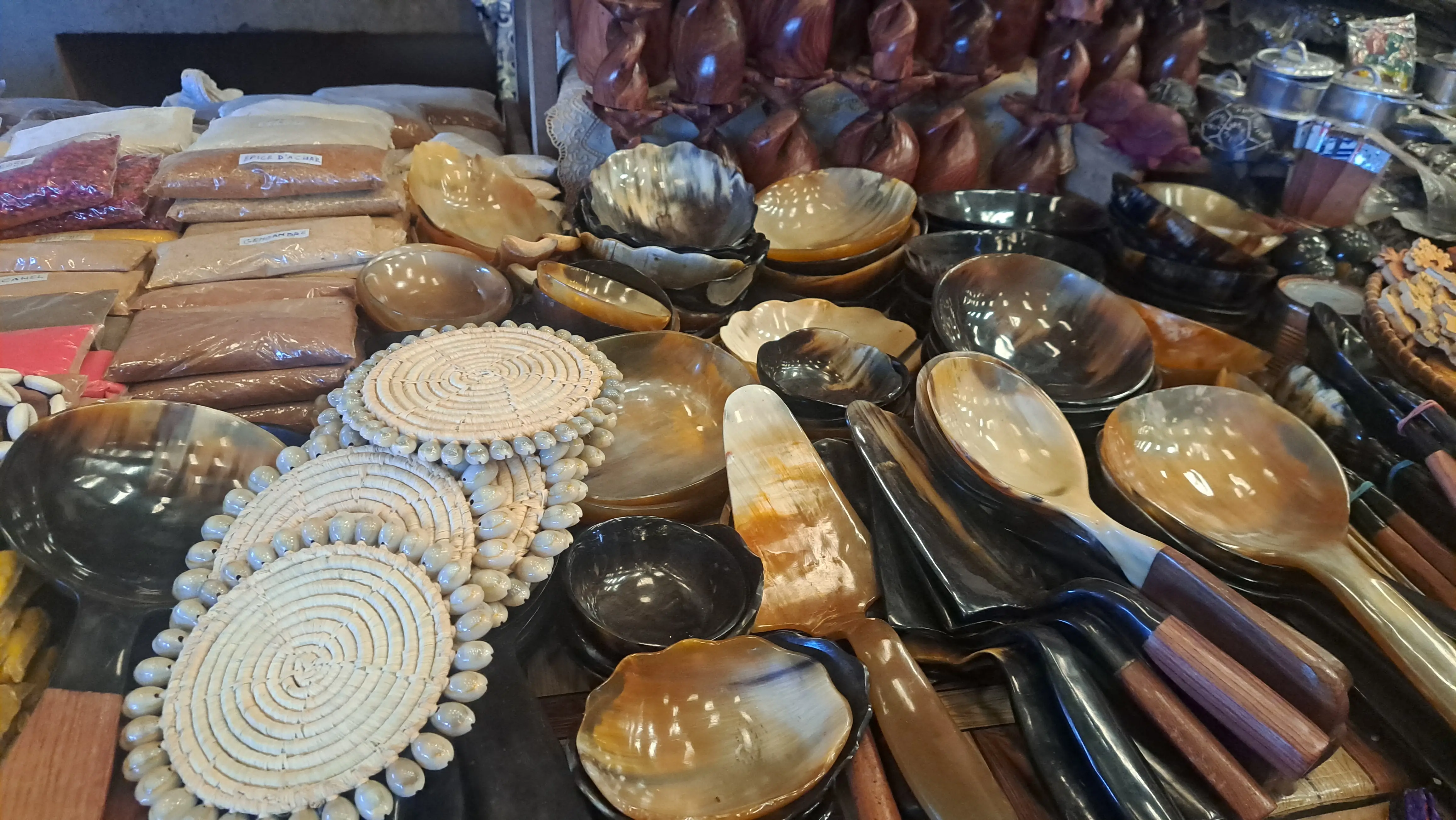 Handcrafted goods in Nosy Be, Madagascar – a cultural stop on the city tour showcasing local art and souvenirs