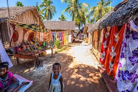 NOSY IRANJA NOSY BE SITE TOURISTIC, BEACH; trips; guide, MADAGASCAR