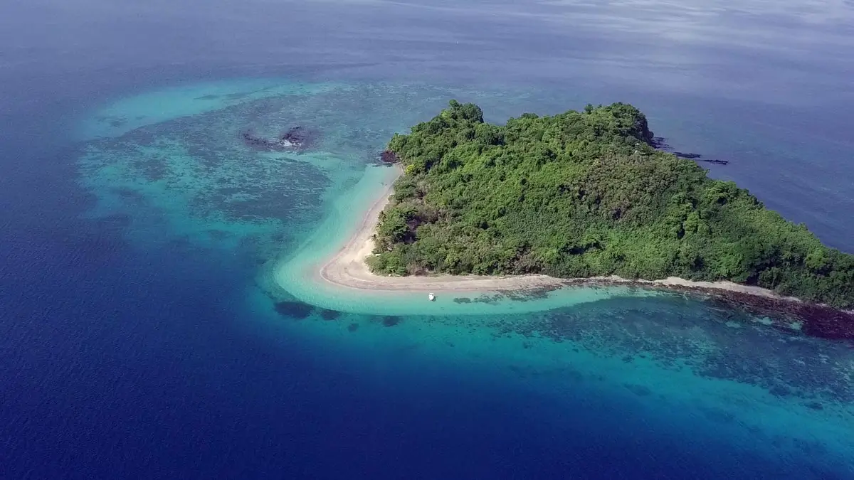 Lush landscape in Nosy Be – nature view and hiking scenery